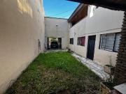 Casa lote propio, ideal para 2 familias con patio