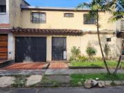 CASA LOTE VENTA SANTA TERESITA LAURELES CONSTRUCTORES