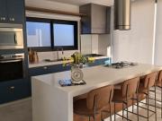 Casa Luxuosa em Arujá: 4 Suítes em Condomínio Fechado