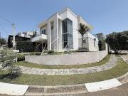 Casa LUZ no condomínio Terras de Atibaia l