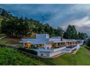 CASA MAGESTUOSA EN MEDELLIN AVENIDA LAS PALMAS ✅