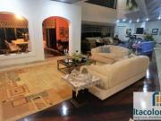 Casa maravilhosa à venda no Residencial Tamboré 1