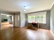 Casa Térrea Maravilhosa com 3 dormitórios e 1 suíte, no... Casa Térrea Maravilhosa com 3 dormitórios e 1 suíte, no...