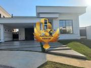 Casa de alto padrão à venda em condomínio exclusivo em...