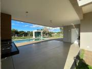 Casa Maravilhosa em Condomínio Vitória Golf Residence...