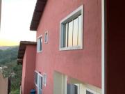 Casa Maravilhosa em Guararema 4km centro R$ 715 mil Financia