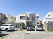 Casa Mediterránea en Condominio Lomas san Andrés