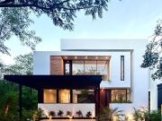 Casa Minimalista con Doble Altura dentro Boreta en Cabo...