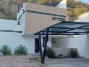 Casa minimalista con vistas espectaculares y doble roff...