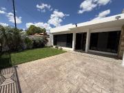 CASA MINIMALISTA DE 1 PLANTA EN VENTA EN EL...