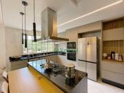 Casa mobiliada à venda no Condominio Granja Viana II