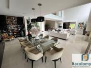 Casa mobiliada à venda no Condomínio Villa Solaia