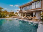 Casa mobiliada à venda no Residencial Tamboré 11