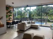 Casa mobiliada com 3 suítes à venda no Condomínio... Casa mobiliada com 3 suítes à venda no Condomínio...