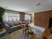 Casa mobiliada, recém reformada e pronta para morar!