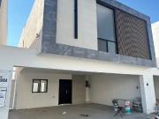 Casa de 176 m² de terreno, Distribución inteligente con...