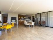 CASA MODERNA Á VENDA 03 QUARTOS SENDO 01 SUÍTE JARDIM...