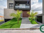 Casa moderna à venda no Condomínio SPII