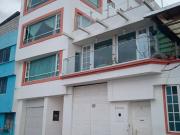 CASA MODERNA AL NORTE DE QUITO