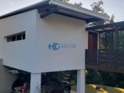 Casa moderna, alto padrão, em belo condomínio