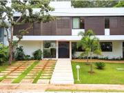 CASA MODERNA COM 3 SUÍTES NO CONDOMÍNIO RESERVA SANTA...