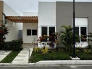 Casa moderna con 3 dormitorios en Salinas Golf & Tenis...