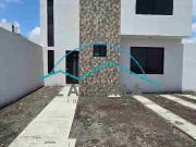 Casa Moderna con 4 Recámaras, Jardín y Garage para 4...