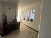 Casa moderna con alberca frente a lago en El Campanario,...