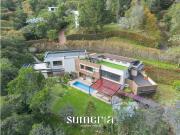 Casa moderna con piscina para la venta en el Retiro