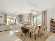 Casa Moderna de 4+1 Quartos | Cascais