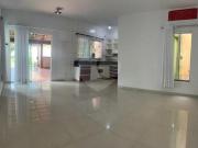 Casa Moderna e Confortável com Piscina em Área Nobre de...