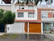 Casa moderna en Condominio