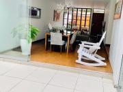 Casa moderna en Condominio Casa moderna en Condominio