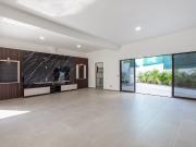 CASA MODERNA EN EL SUR DE CUERNAVACA, BURGOS