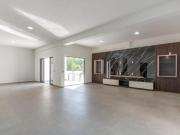 CASA MODERNA EN EL SUR DE CUERNAVACA, BURGOS