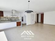 CASA MODERNA EN GRAND JURIQUILLA ESTILO ÚNICO TECHOS ALTOS!