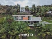 Casa moderna en parcela para la venta en Guarne vereda...