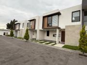 Casa moderna en Paseo Arboleda