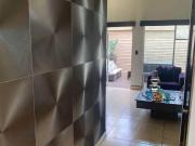 Casa Moderna en Privada con Patio, Alberca y Cocina Integral