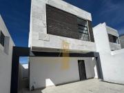 Casa Moderna en Venta al Norte de Saltillo con Salida...
