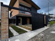 Casa Moderna en Venta – Challuabamba, Sector La...