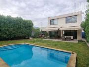 Casa Moderna En Venta De 3 Dorm En Piedra Roja