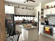 Casa moderna en venta en Altozano con doble acceso entre...