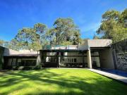 CASA MODERNA EN VENTA, EN AVANDARO