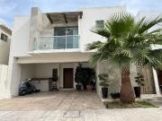 Casa Moderna En Venta en Misiones 5 Lista para ti!