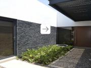 Casa moderna en VENTA en San Gil, con alberca, frente al...
