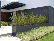 Casa moderna en VENTA en San Gil, con alberca, frente al...