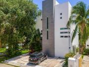 CASA MODERNA EN VENTA EN SELVAMAR, PLAYA DEL CARMEN