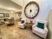 Casa Moderna en Venta Las Quintas