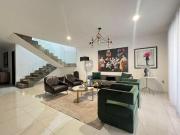 CASA MODERNA EN VENTA EN LAS QUINTAS, CLN ¡Excelente...